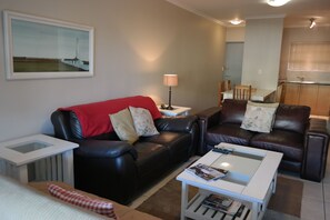 108 Donyo  | Living room