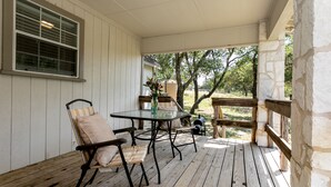 Unclassified image, 4 of 20, button - Circle D Guesthouse (Fredericksburg)