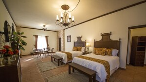 Minibar, in-room safe, iron/ironing board, rollaway beds (surcharge) - La Casona Minera (Pozos)
