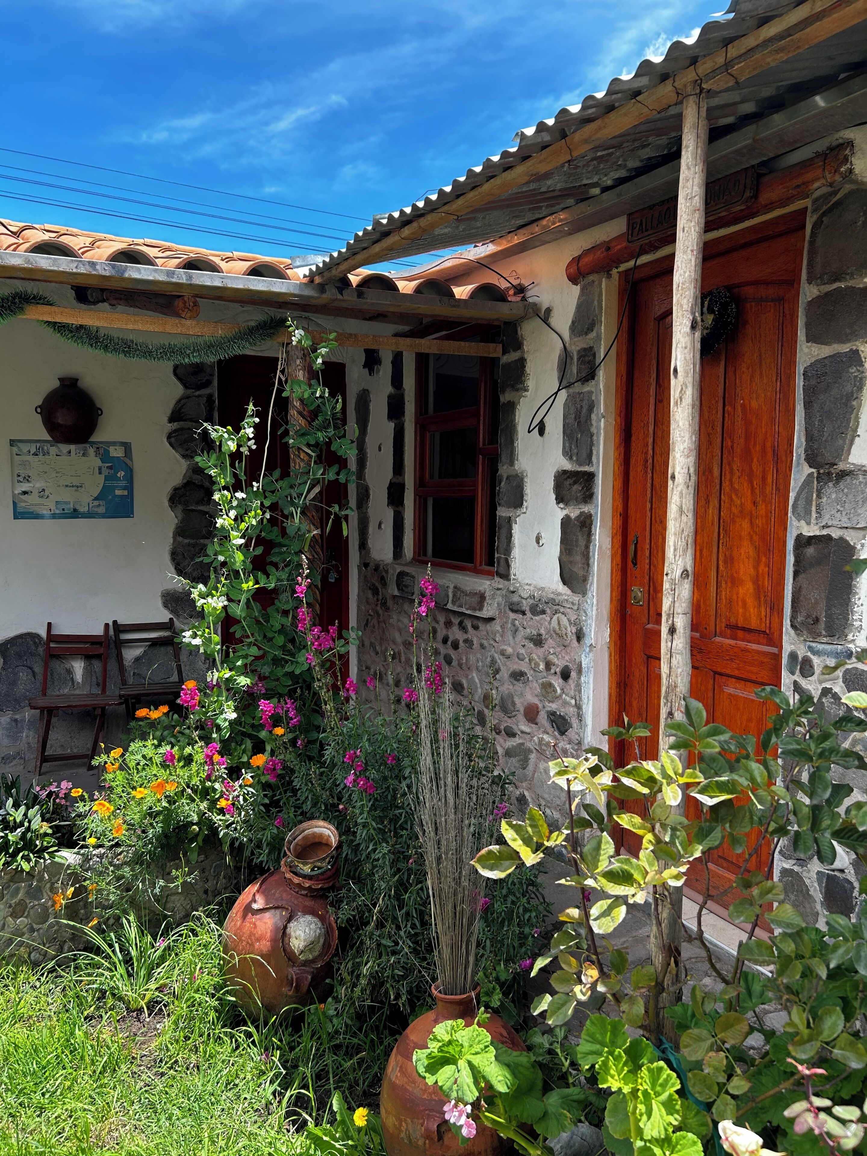 Fachada da propriedade