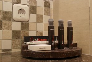 Double Room | Bathroom | Towels