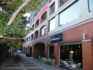 Exterior - Rockwell Apartments by CTHA (Cape Town)