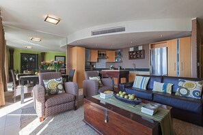 Comfort Apartment | View from room - Rockwell Apartments by CTHA (Cape Town)