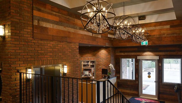 Lobby - Pender Harbour Hotel (Madeira Park)