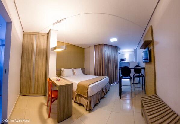 Deluxe Room | Minibar, blackout drapes, free WiFi - Center Apart Hotel (Barreiras)