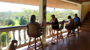 Bar (en el alojamiento)