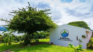 Unclassified image, 3 of 32, button - Arenal Volcano Lake Hotel (Arenal)
