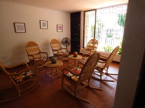 Lobby sitting area - Hotel Mizare I (Valledupar)