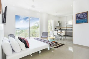 Desk, blackout drapes, free WiFi - Terrazas Tayrona Apartamentos (Santa Marta)