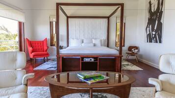 6 habitaciones, minibar y caja de seguridad en la habitación