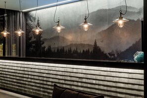 Reception - Motel One Freiburg (Freiburg im Breisgau)