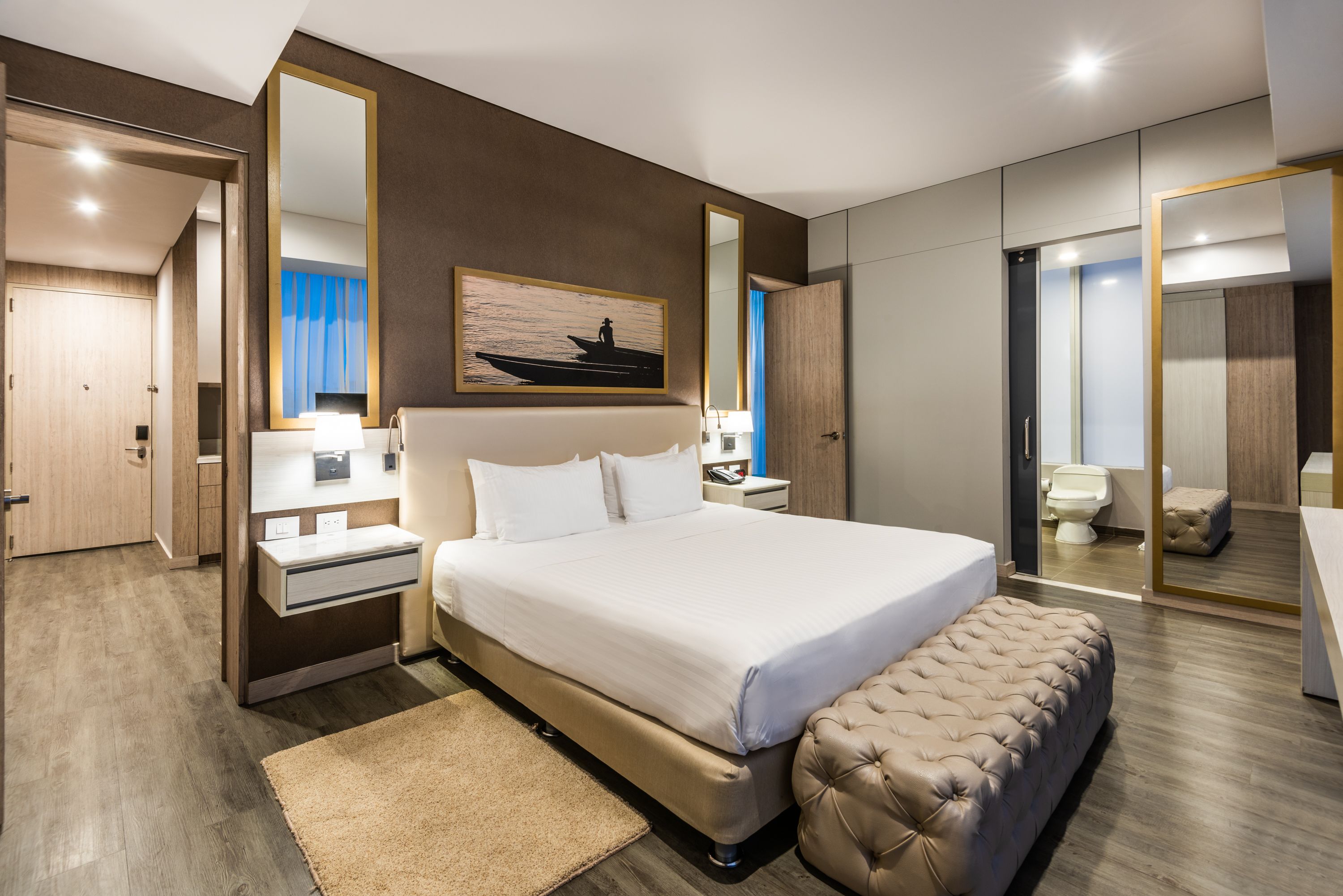 presidential suite, 1 king bed (high floor) | 1 bedroom, premium bedding, minibar, in-room safe