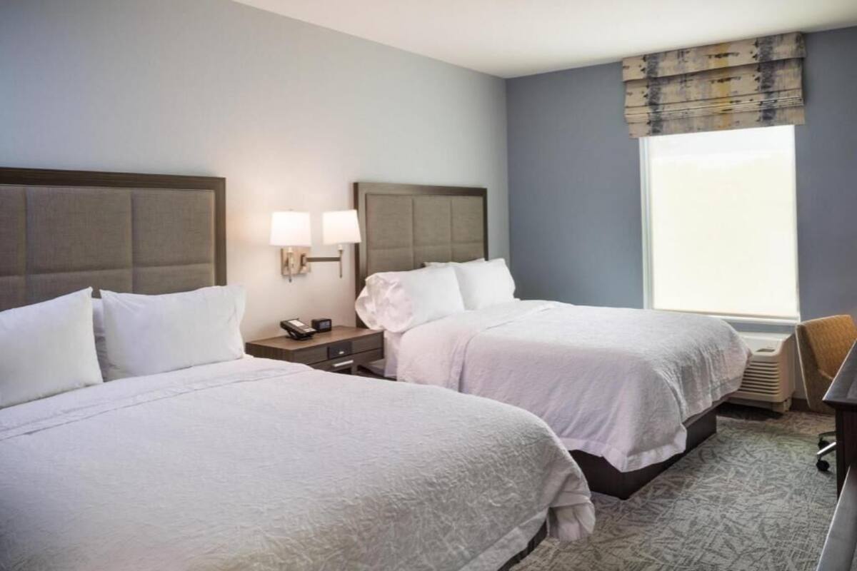 Literie de qualité supérieure, coffres-forts dans les chambres