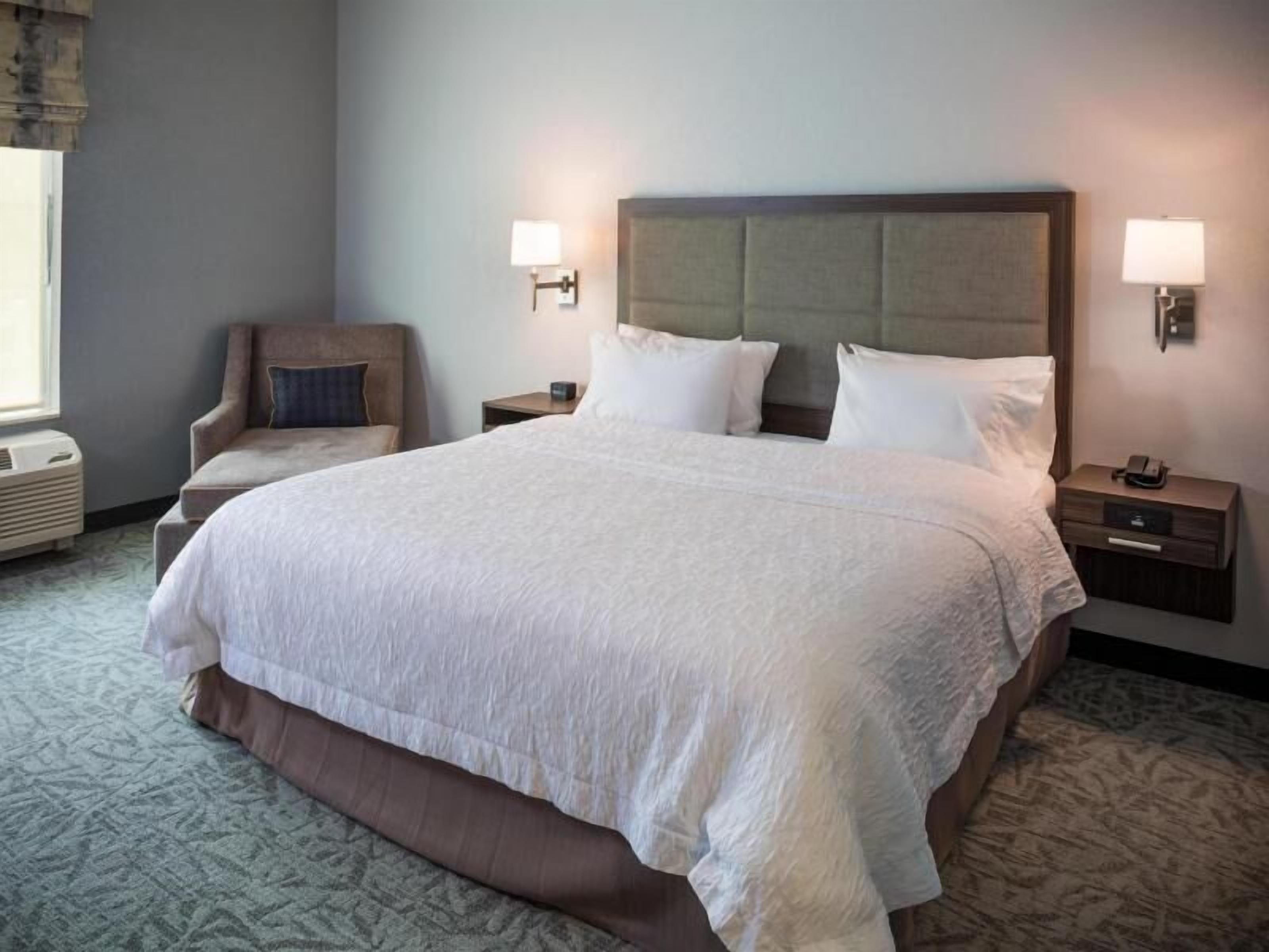 Literie de qualité supérieure, coffres-forts dans les chambres