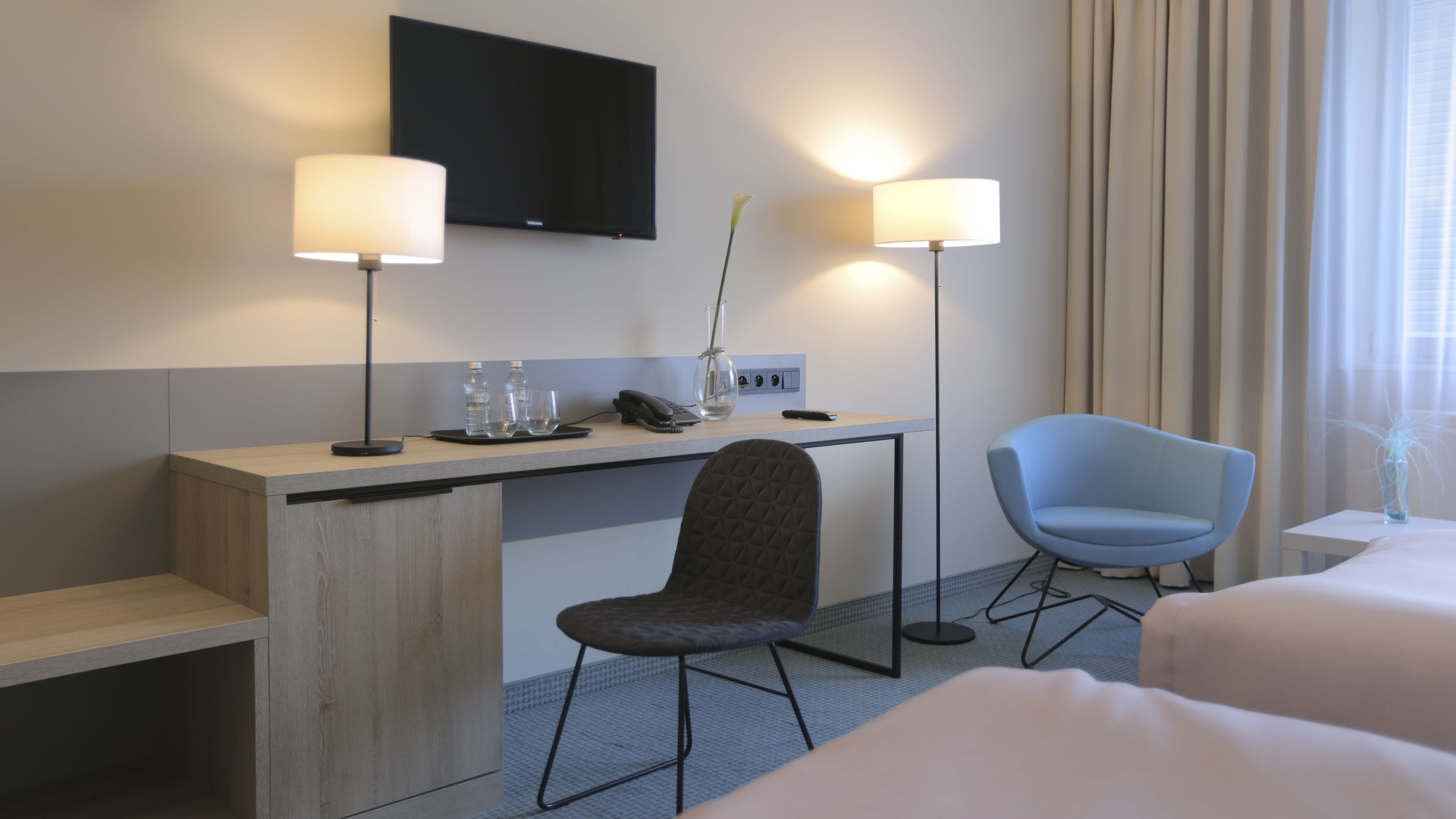 premium bedding, in-room safe, desk, blackout curtains