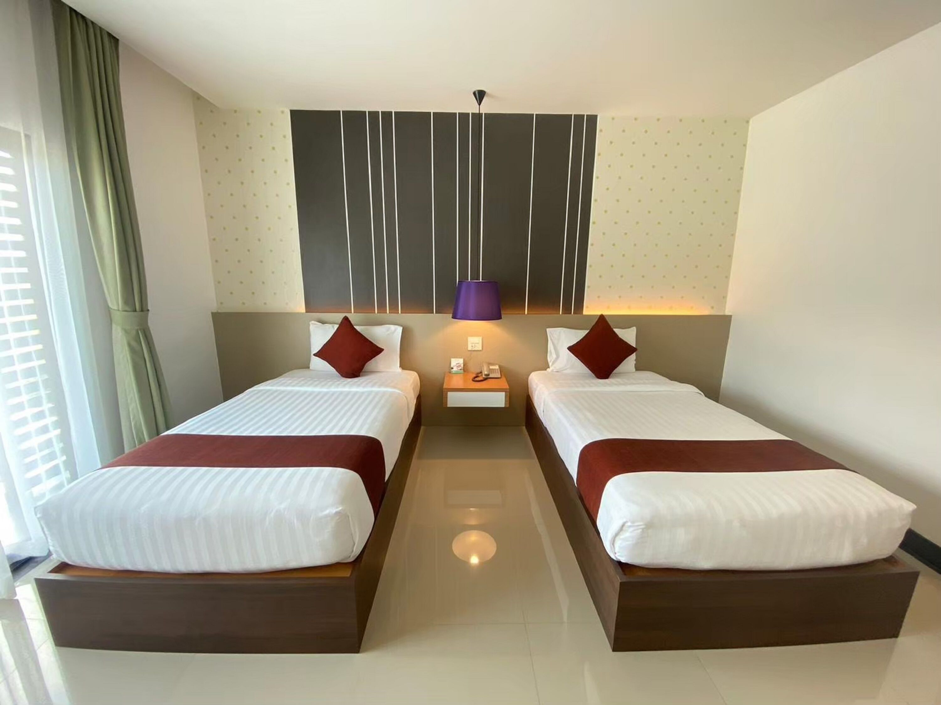deluxe double room or twin room | in-room safe, desk, rollaway beds, free wifi