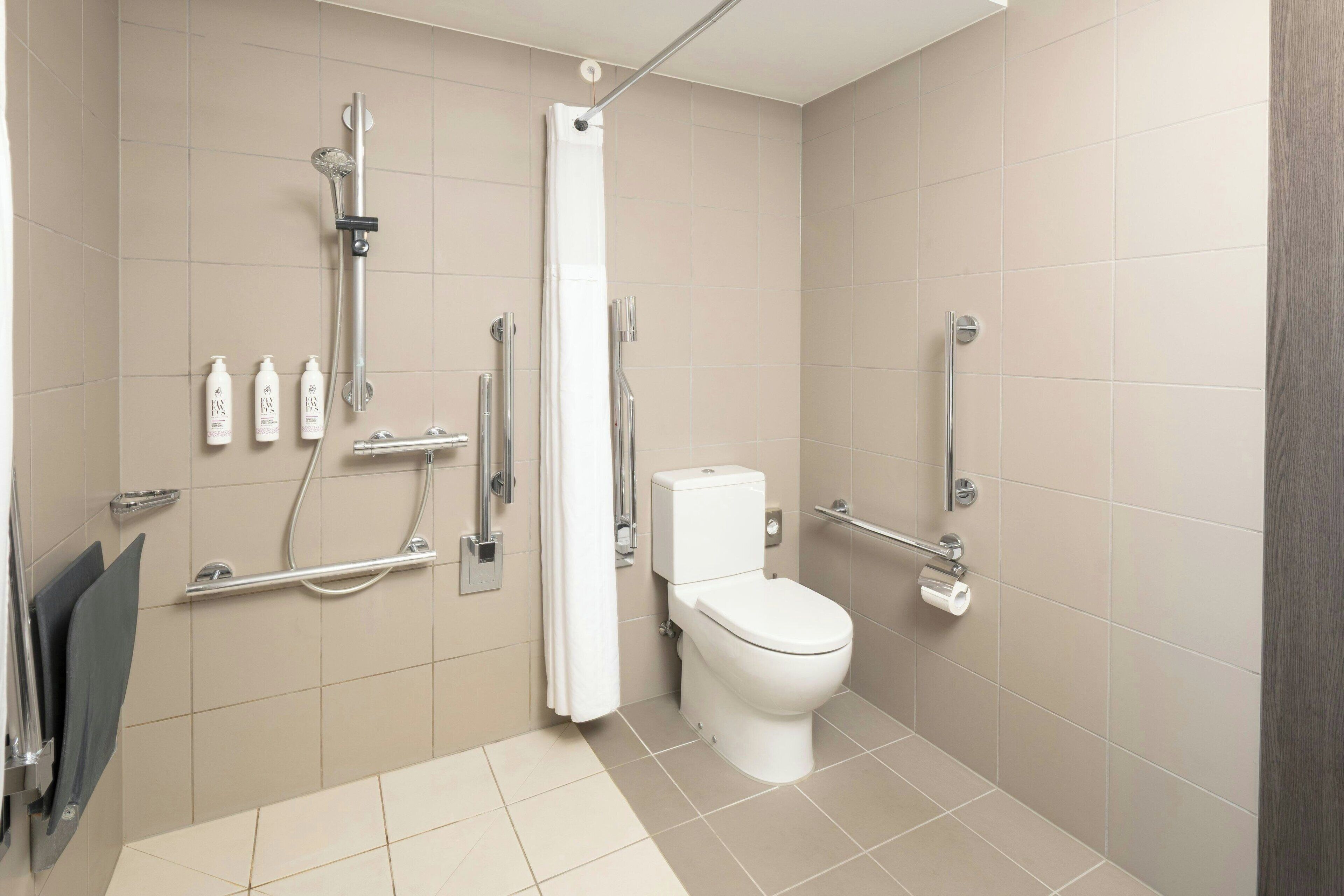 Photo - Moxy London Excel