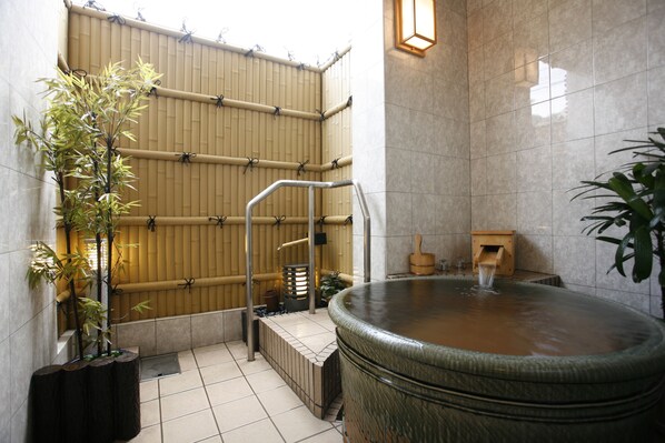 Baño termal público