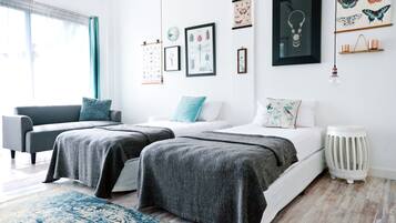 Deluxe Single Room | In-room safe, individually decorated, individually furnished