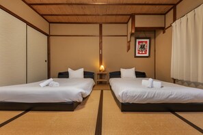 Aki House | 1 bedroom, individually decorated, individually furnished - Shiki Homes AKI (Kyoto)