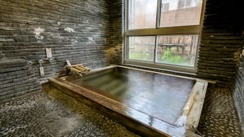 Baño termal público