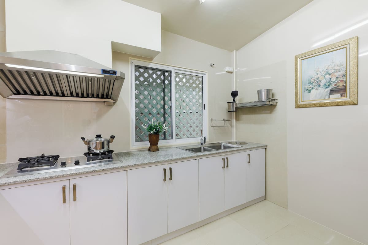 three-bedroom villa | private kitchen | fridge