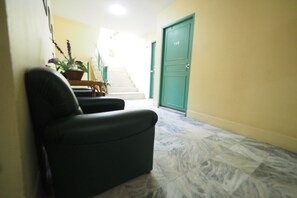 Interior - Luxury Hotel (Kanchanaburi)