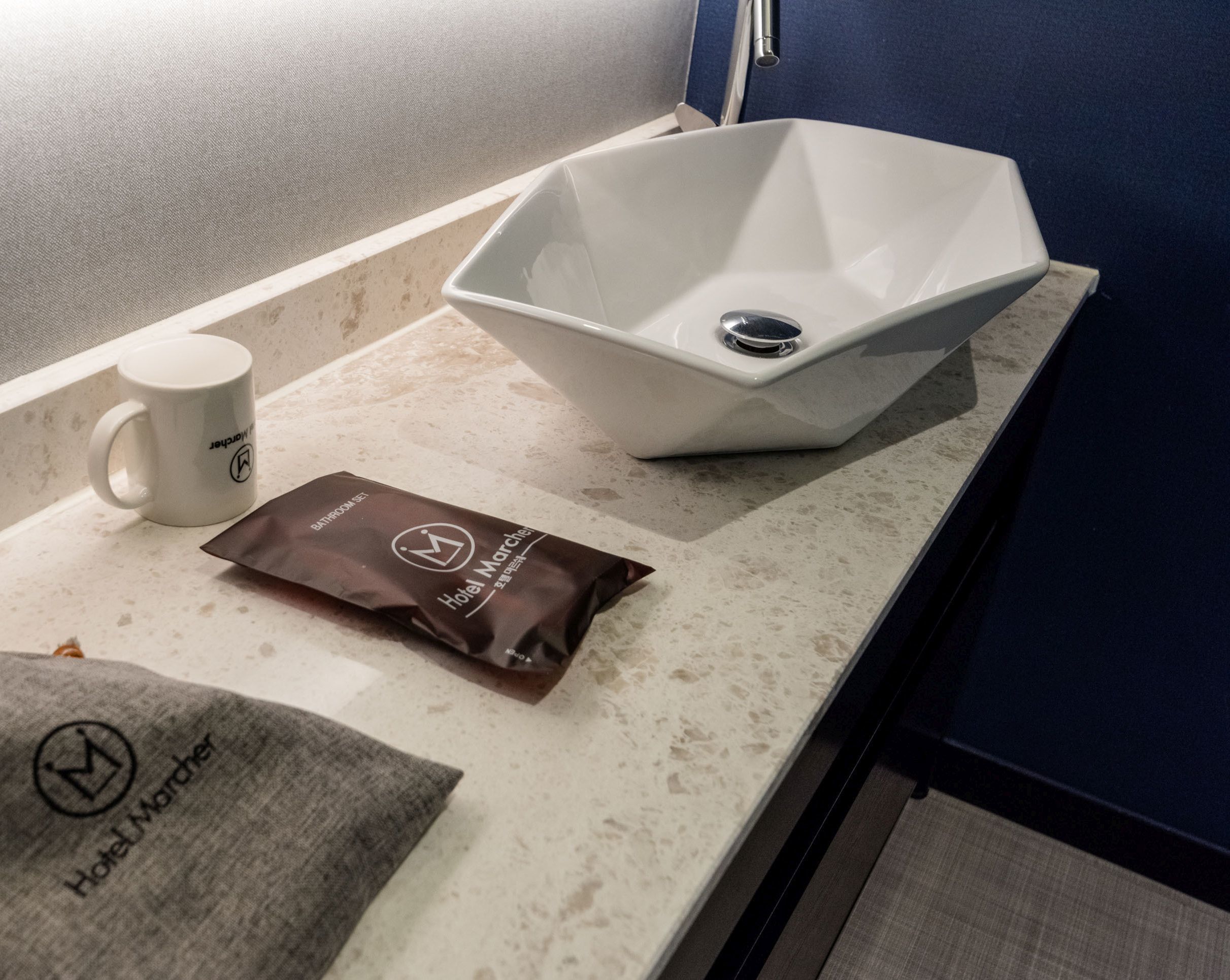 premium suite | bathroom sink