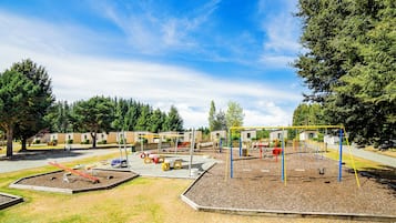 Children’s play area – outdoor