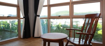 Ariana Hotel