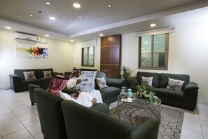 Lobby - Palms Lily Hotel Suites (Al-Hofuf)