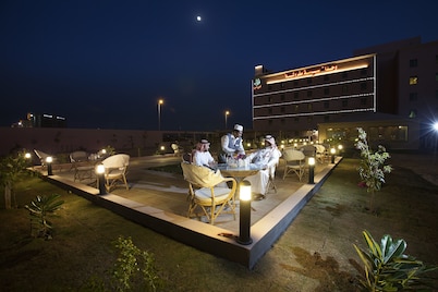 Palms Lily Hotel Suites