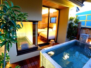 Japanese Western Style Suite, Open Air Bath | Premium bedding, minibar, in-room safe, desk - Suihouen (Gero)