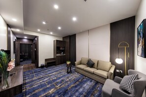 Minibar, coffres-forts dans les chambres, bureau, chambres insonorisées