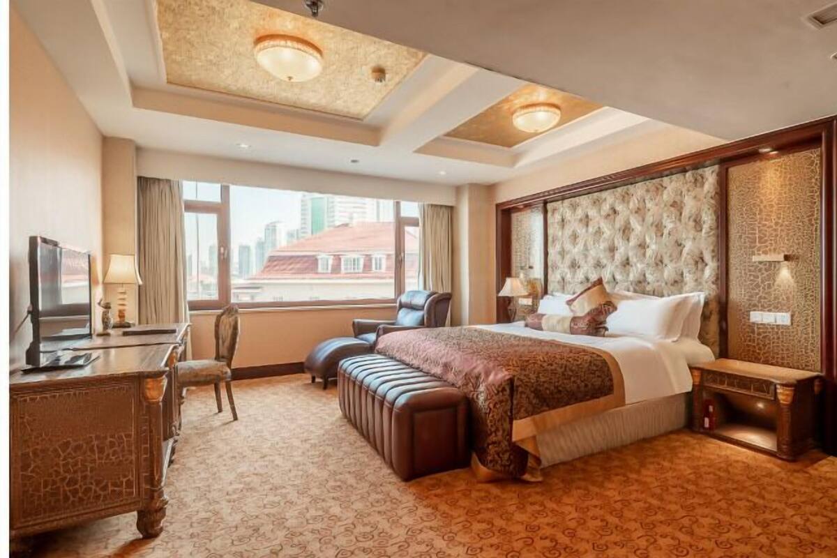 1 bedroom, minibar, in-room safe, desk
