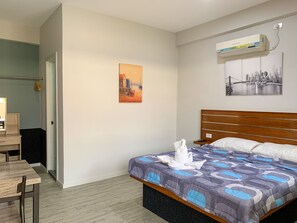 Wifi gratis y ropa de cama 