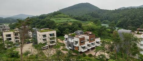 숙박 시설 정면