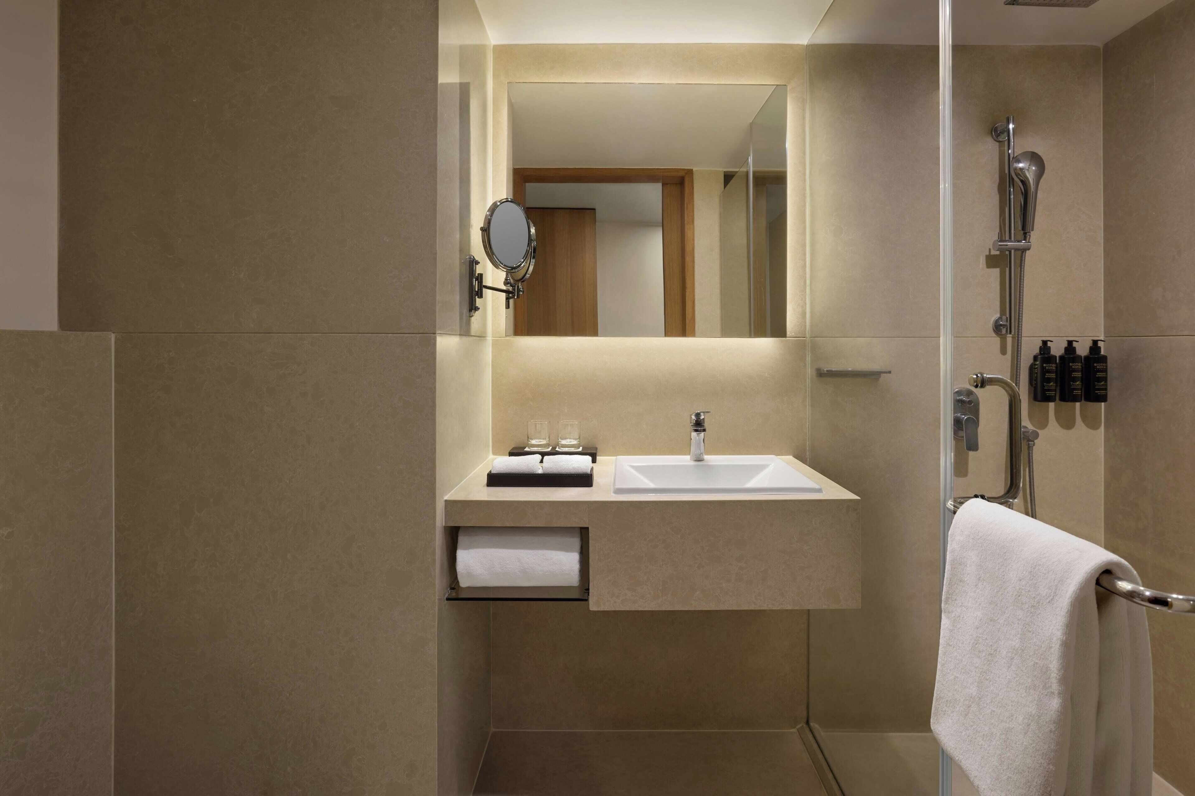 Photo - The Fern Mumbai, Goregaon, Series by Marriott