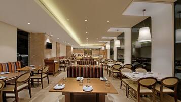 Daily continental breakfast for a fee