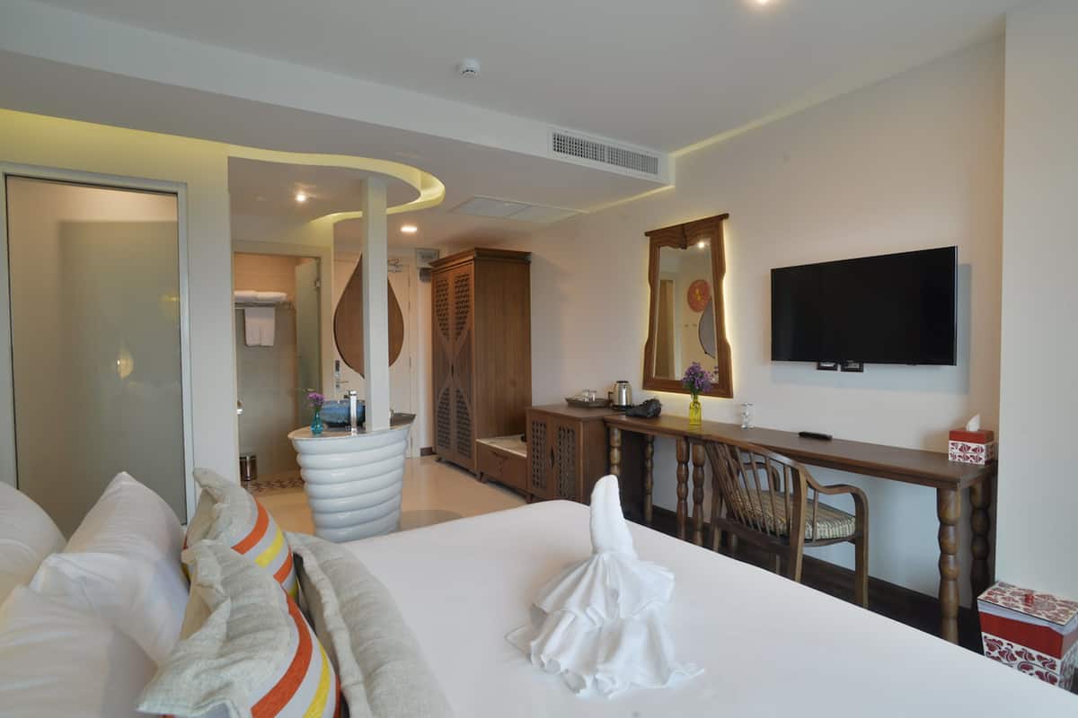 Superior Room | Premium bedding, memory foam beds, minibar, in-room safe