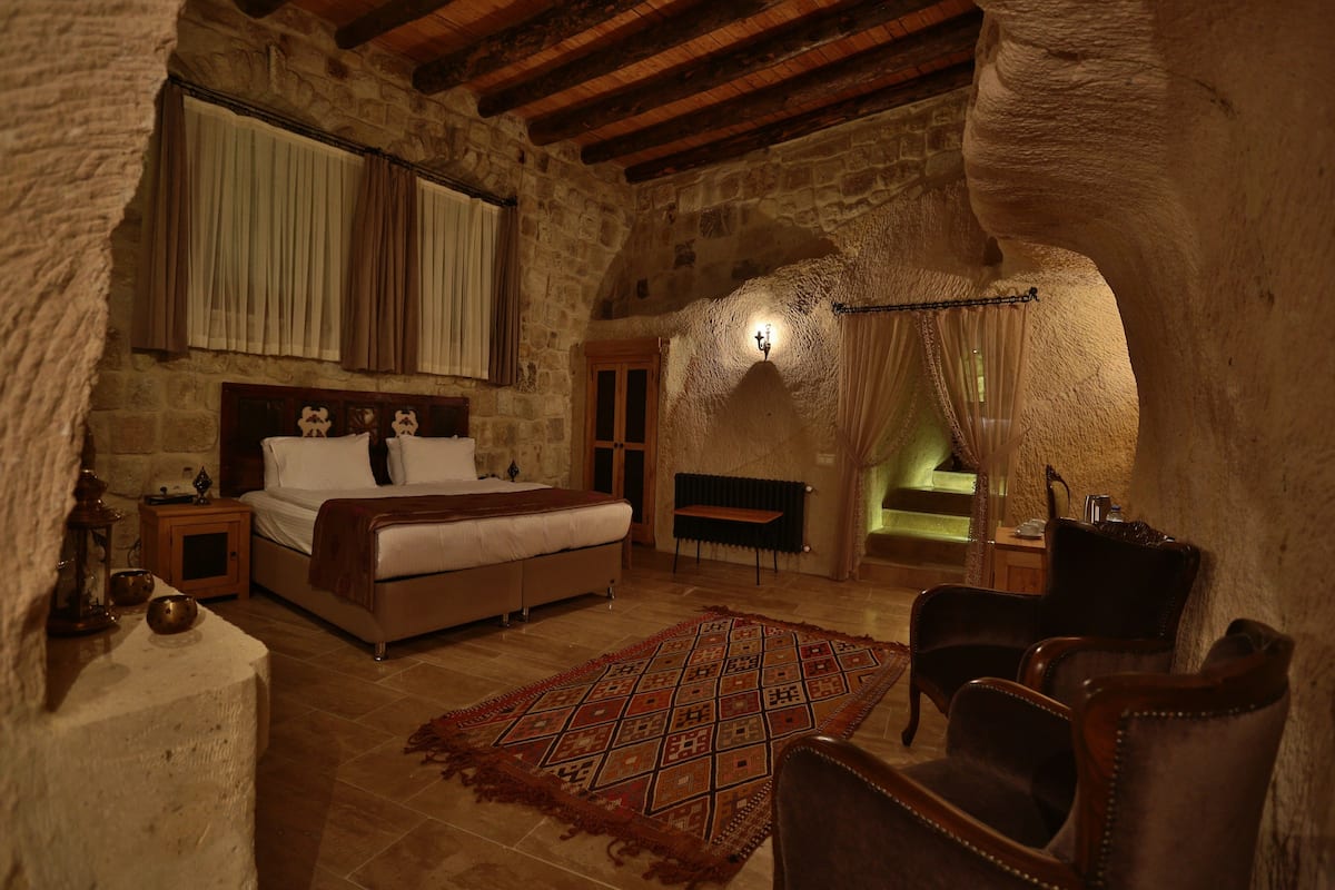 Presidential Cave Suite | 2 bilik tidur, cadar kapas Mesir, peralatan tempat tidur premium