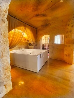 Bathroom - Acropolis Cave Suite (Ürgüp)