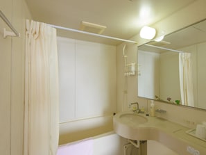 Tina con regadera, tina profunda, amenidades de baño gratuitas 