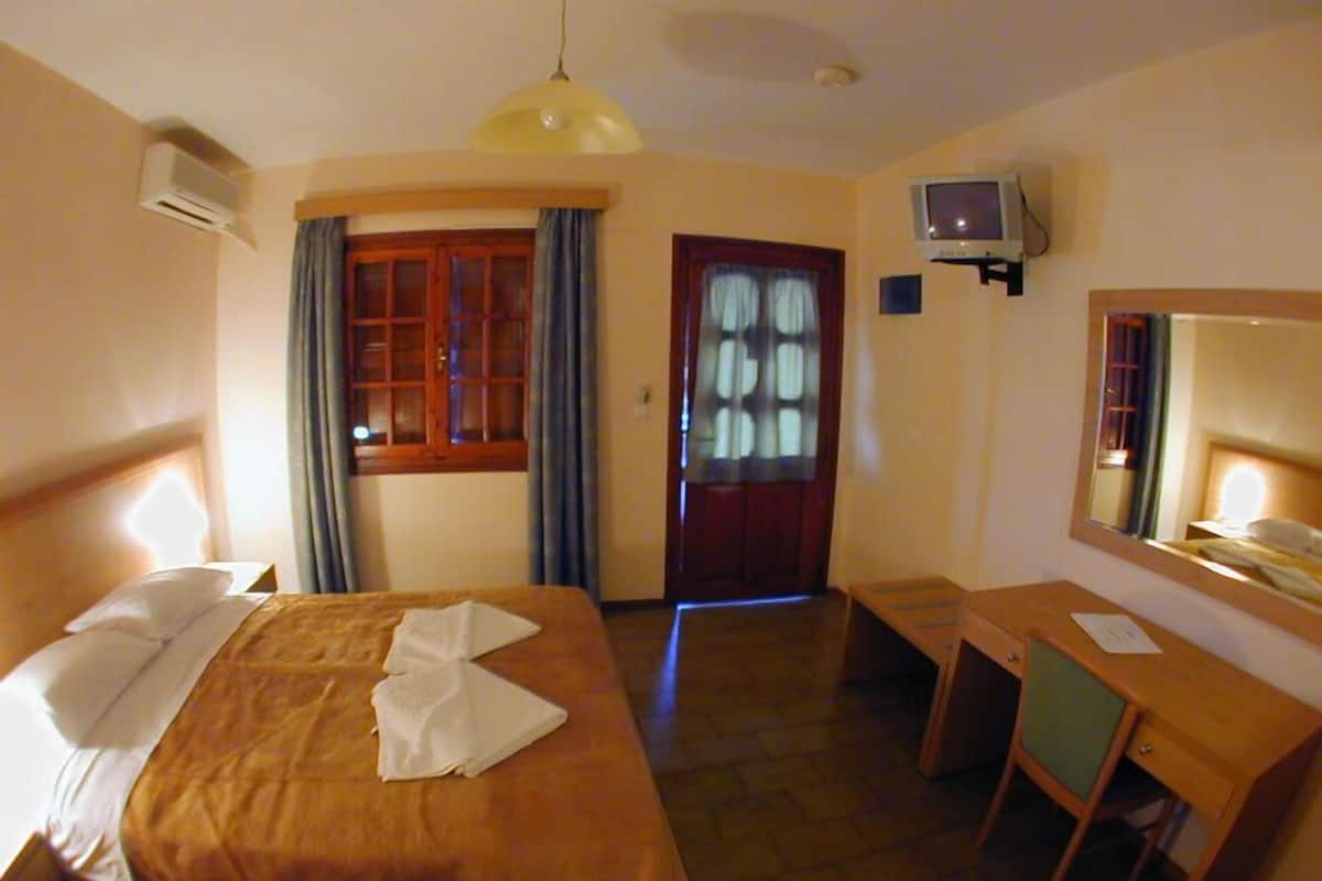 Apartment, Sea View | In-room safe, iron/ironing board, free cots/infant beds, free WiFi