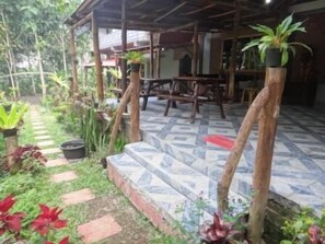 Ngoại thất