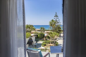 Juniorsvit - 1 queensize-sÀng - havsutsikt | Balkong