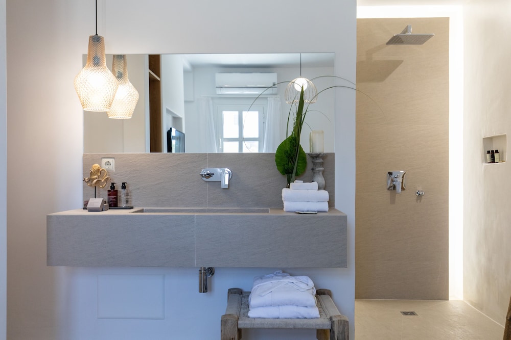 Studios Athina Plaka by null