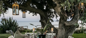 Athina Studios & Suites