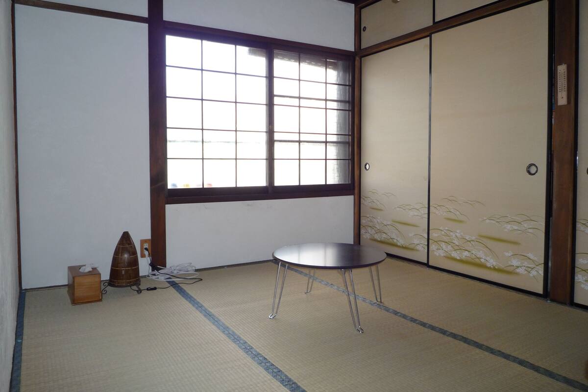 Japanese Style Room | In-room safe, WiFi (free), bed sheets