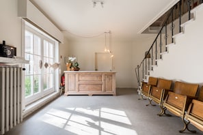 Interior entrance - B&B Vis-à-Vis (De Haan)